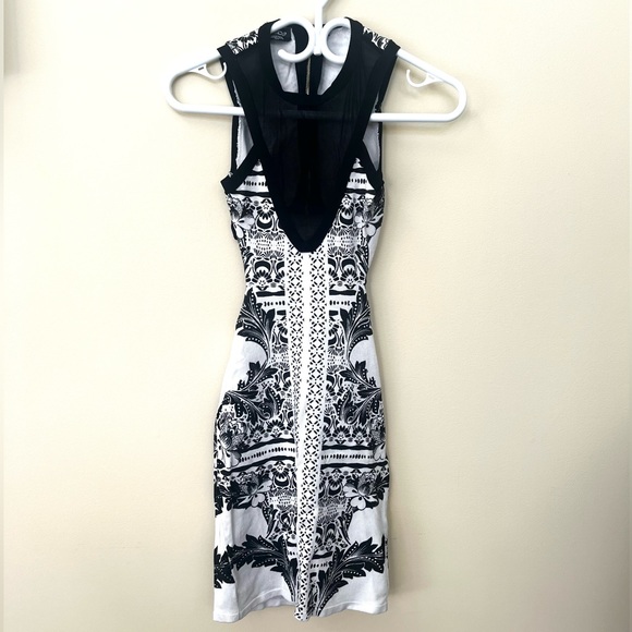 Bebe Floral Cut Out Black and White Bodycon Dress - Picture 1 of 4